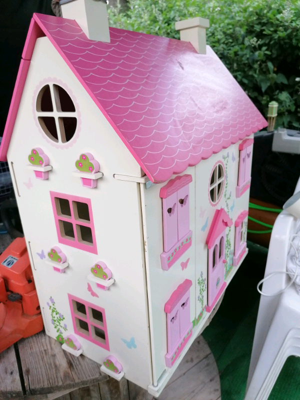 dolls houses for sale on gumtree